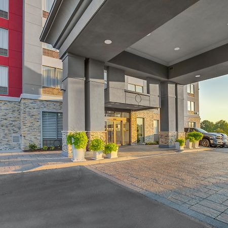 Holiday Inn Express & Suites - Woodstock, On Canada Экстерьер фото