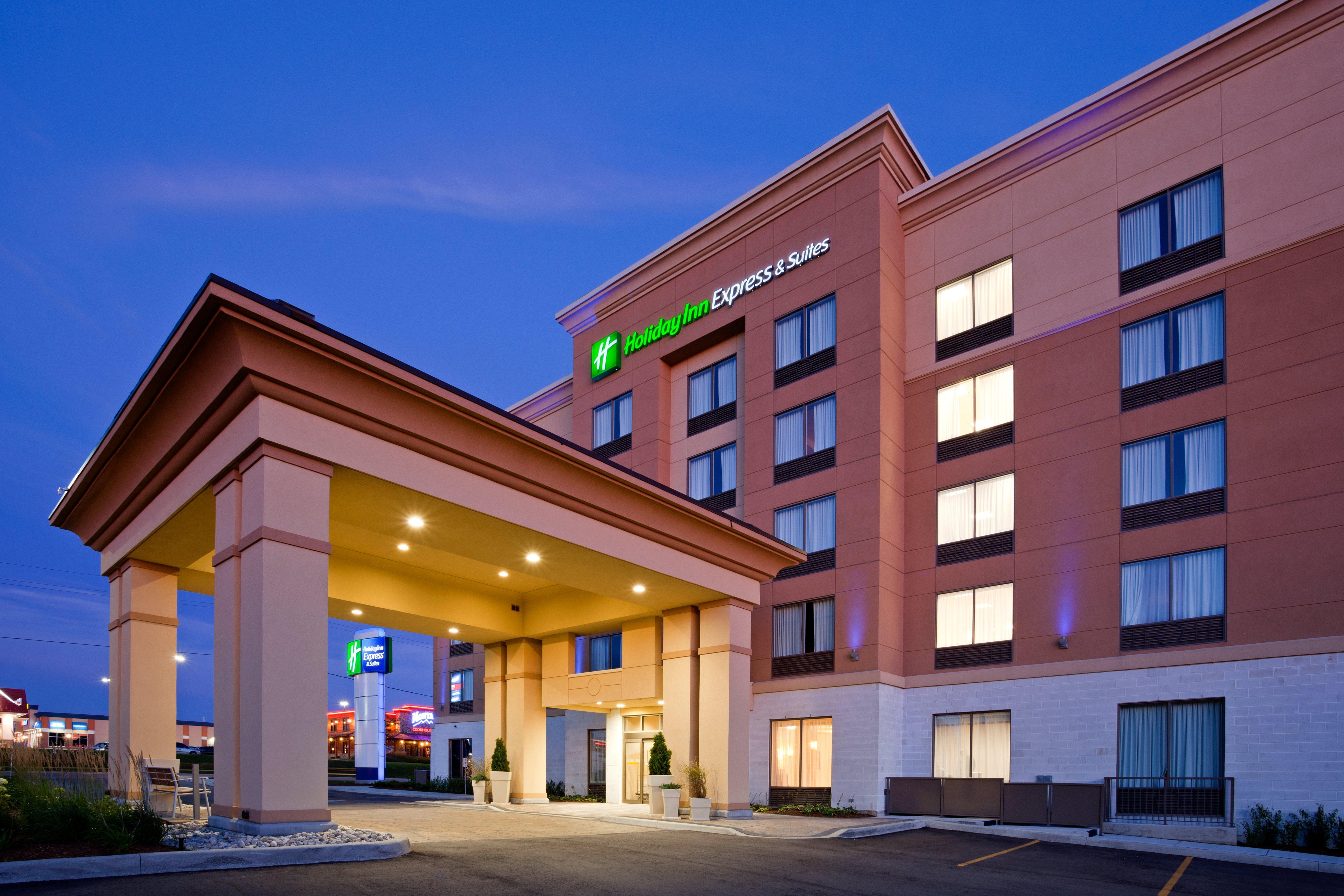 Holiday Inn Express & Suites - Woodstock, On Canada Экстерьер фото