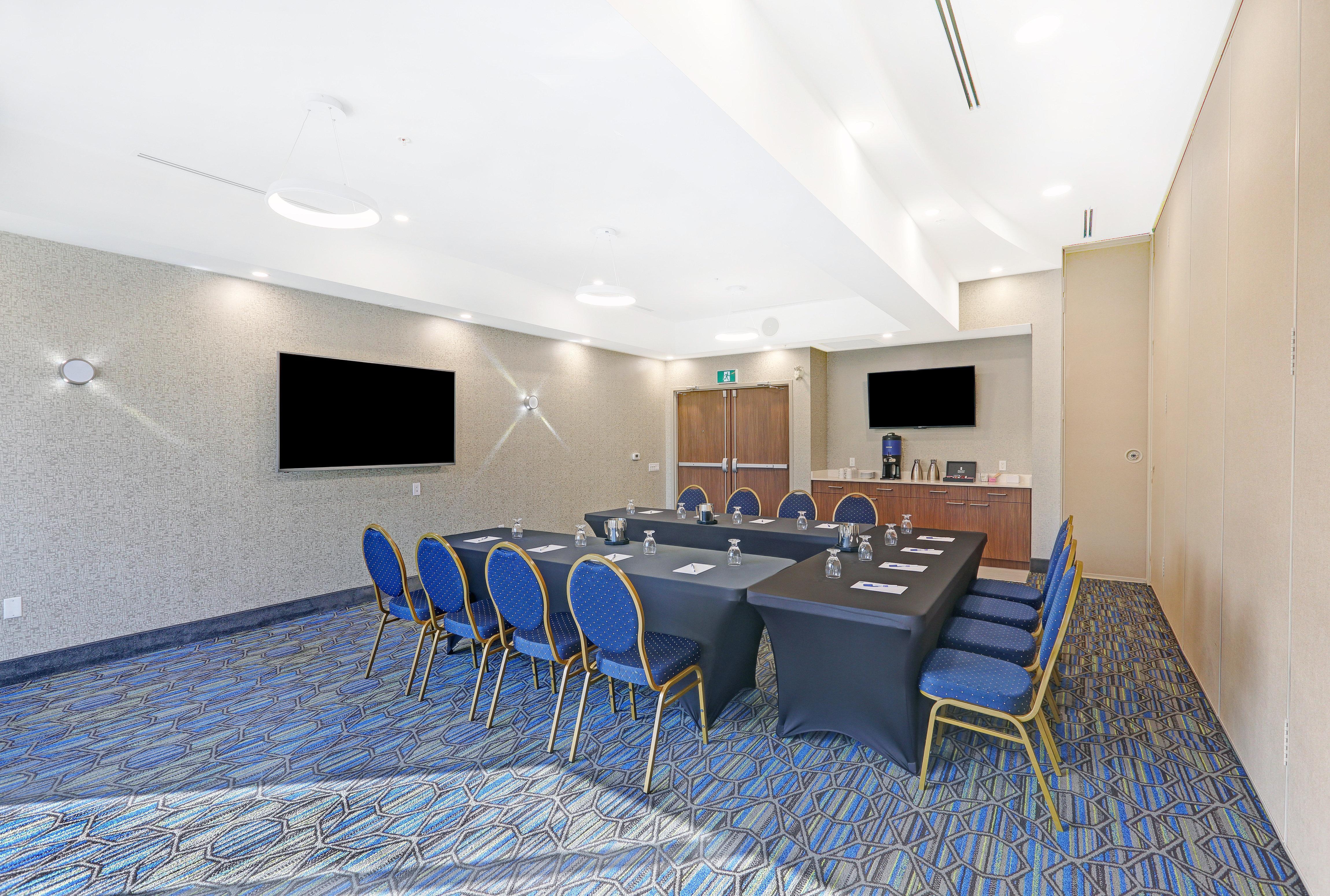 Holiday Inn Express & Suites - Woodstock, On Canada Экстерьер фото