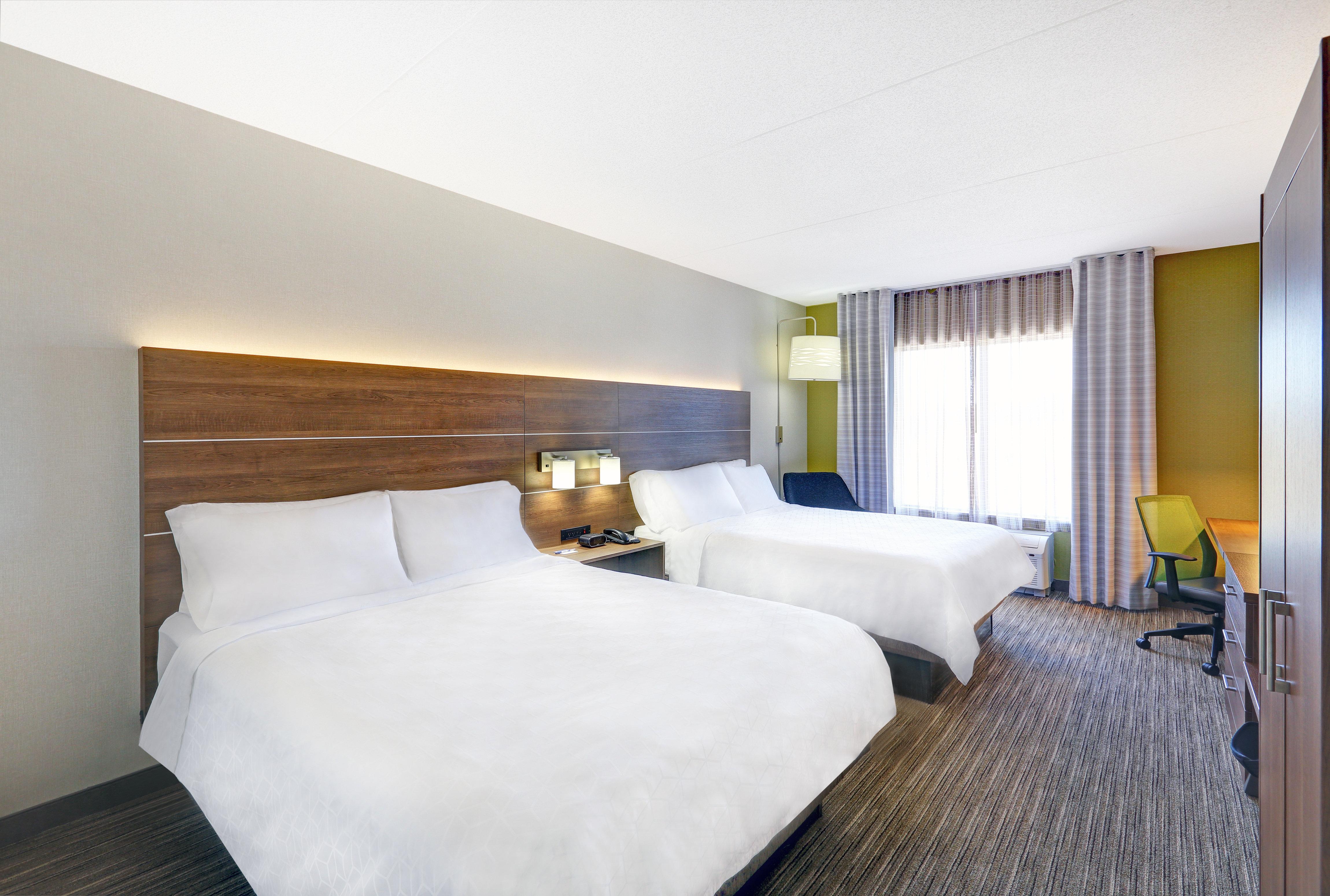 Holiday Inn Express & Suites - Woodstock, On Canada Экстерьер фото