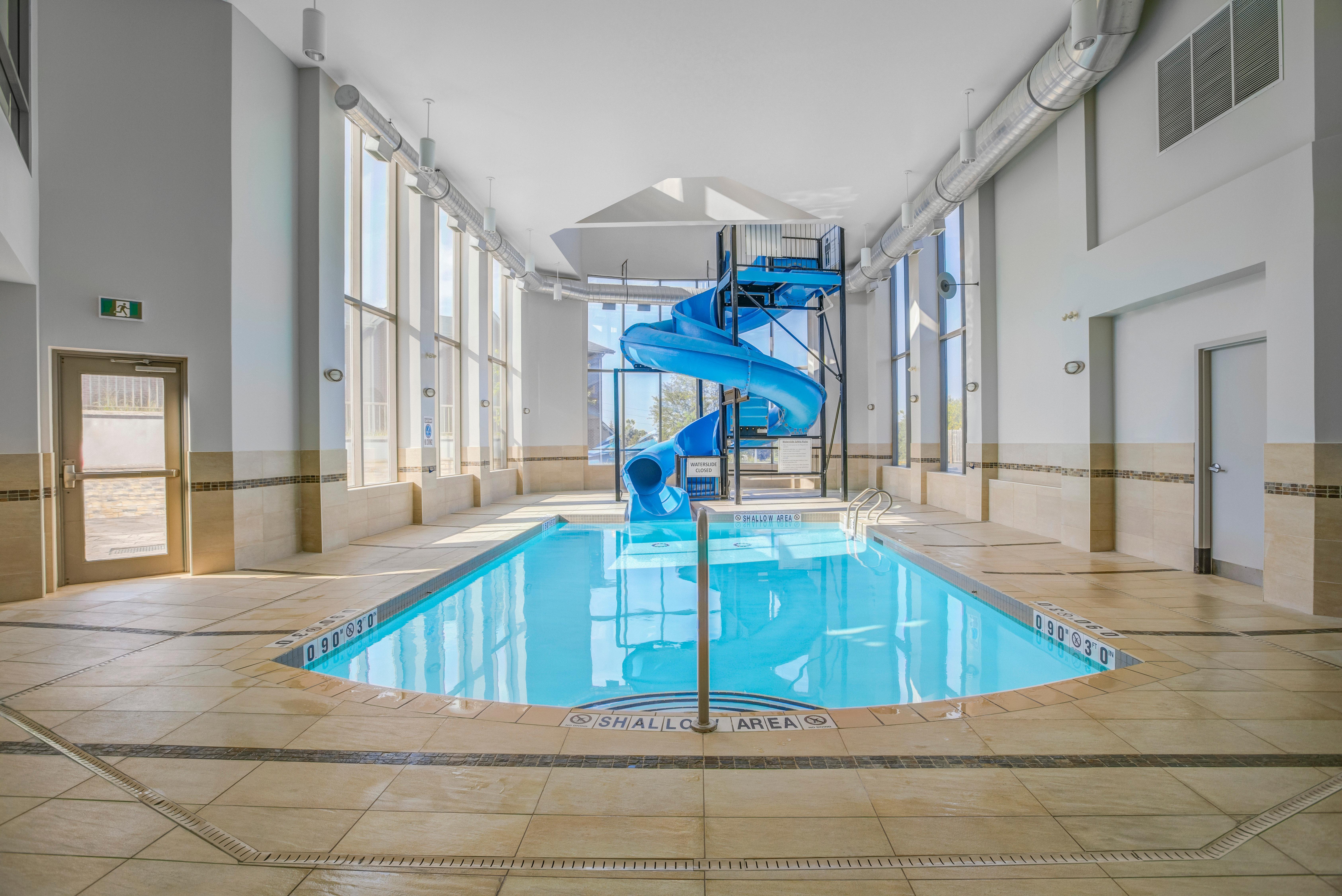Holiday Inn Express & Suites - Woodstock, On Canada Экстерьер фото